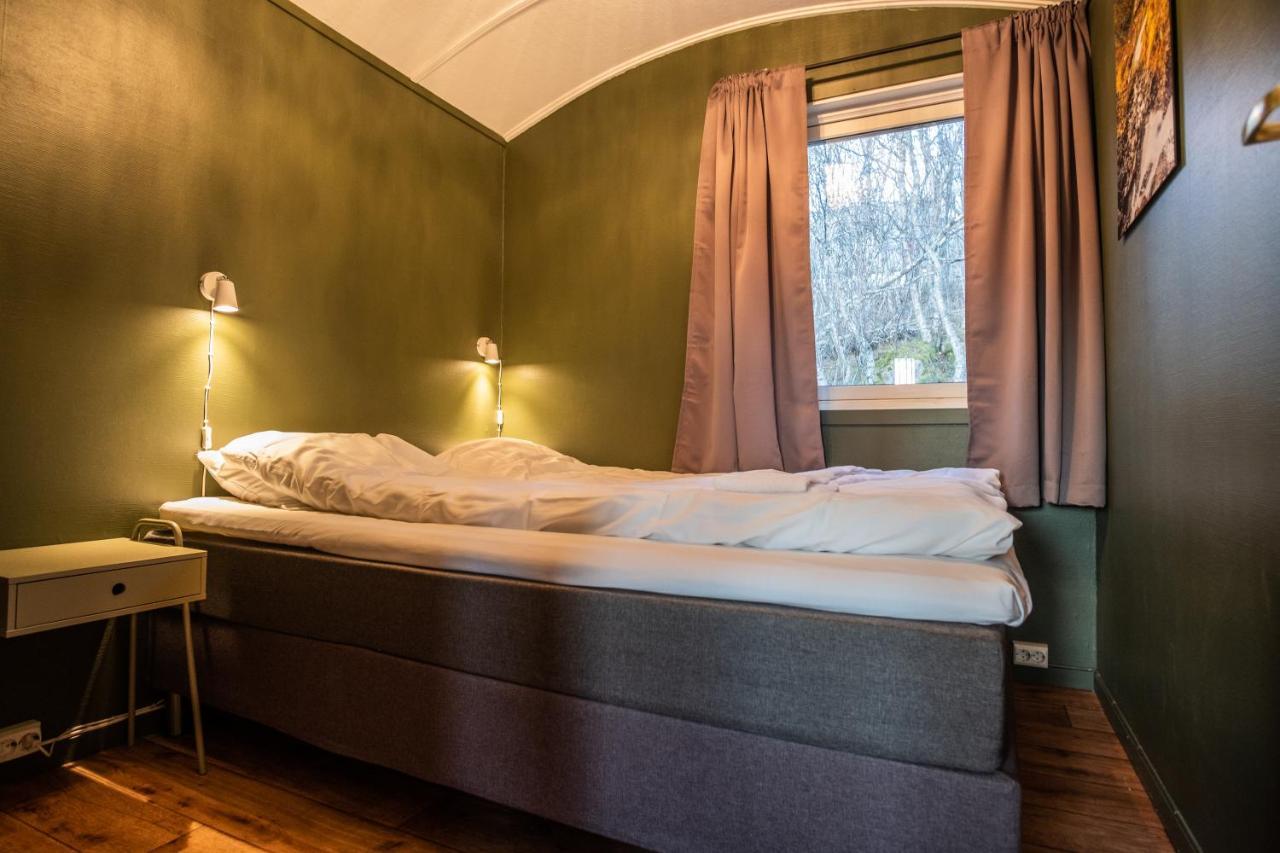 Skagi Bed & Lodge Skaland 外观 照片