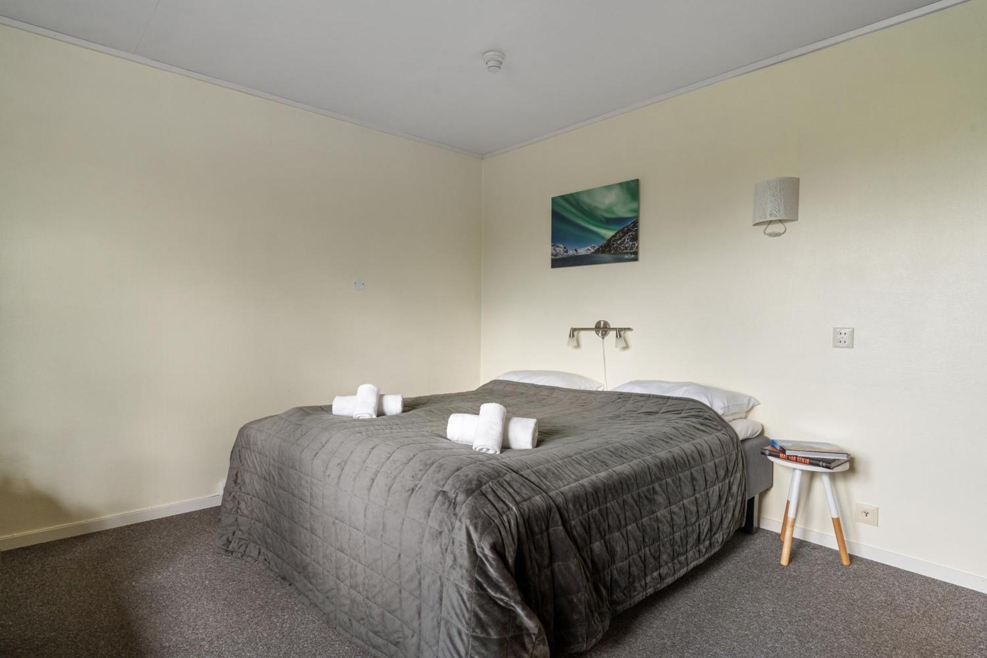 Skagi Bed & Lodge Skaland 外观 照片