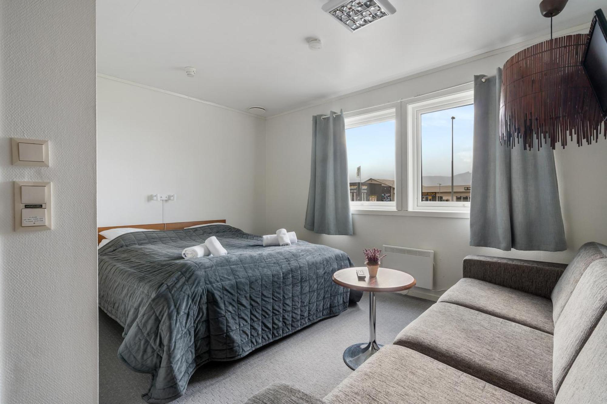 Skagi Bed & Lodge Skaland 外观 照片
